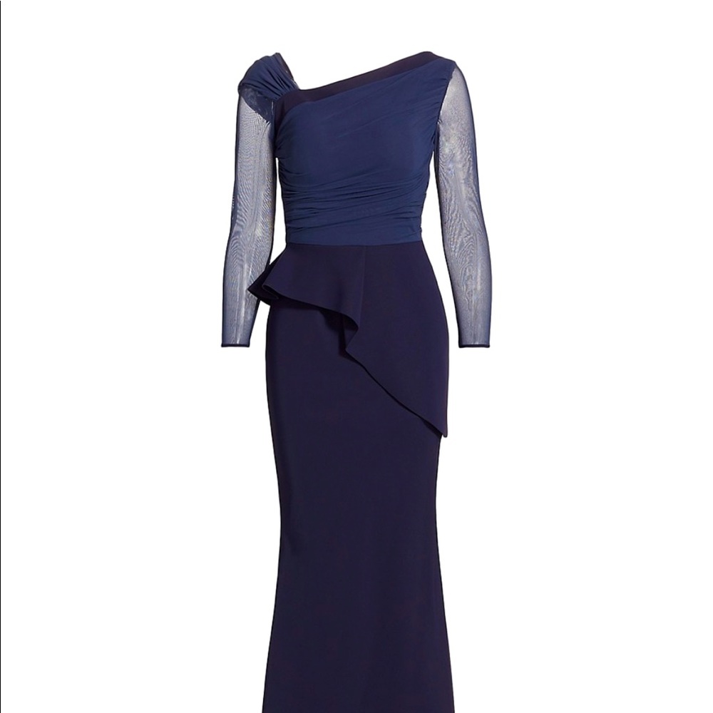 NWT.  Chiara Boni la Petite Robe is an ultra slimming elegant gown in Navy.